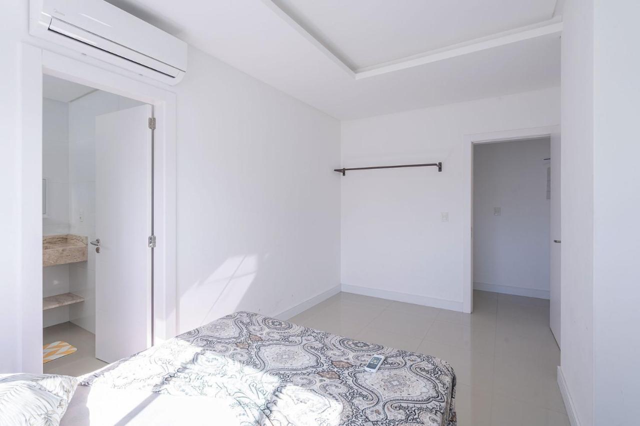 Apto A 260M Da Meia Praia Em Condominio De Luxo Sc Itapema Esterno foto